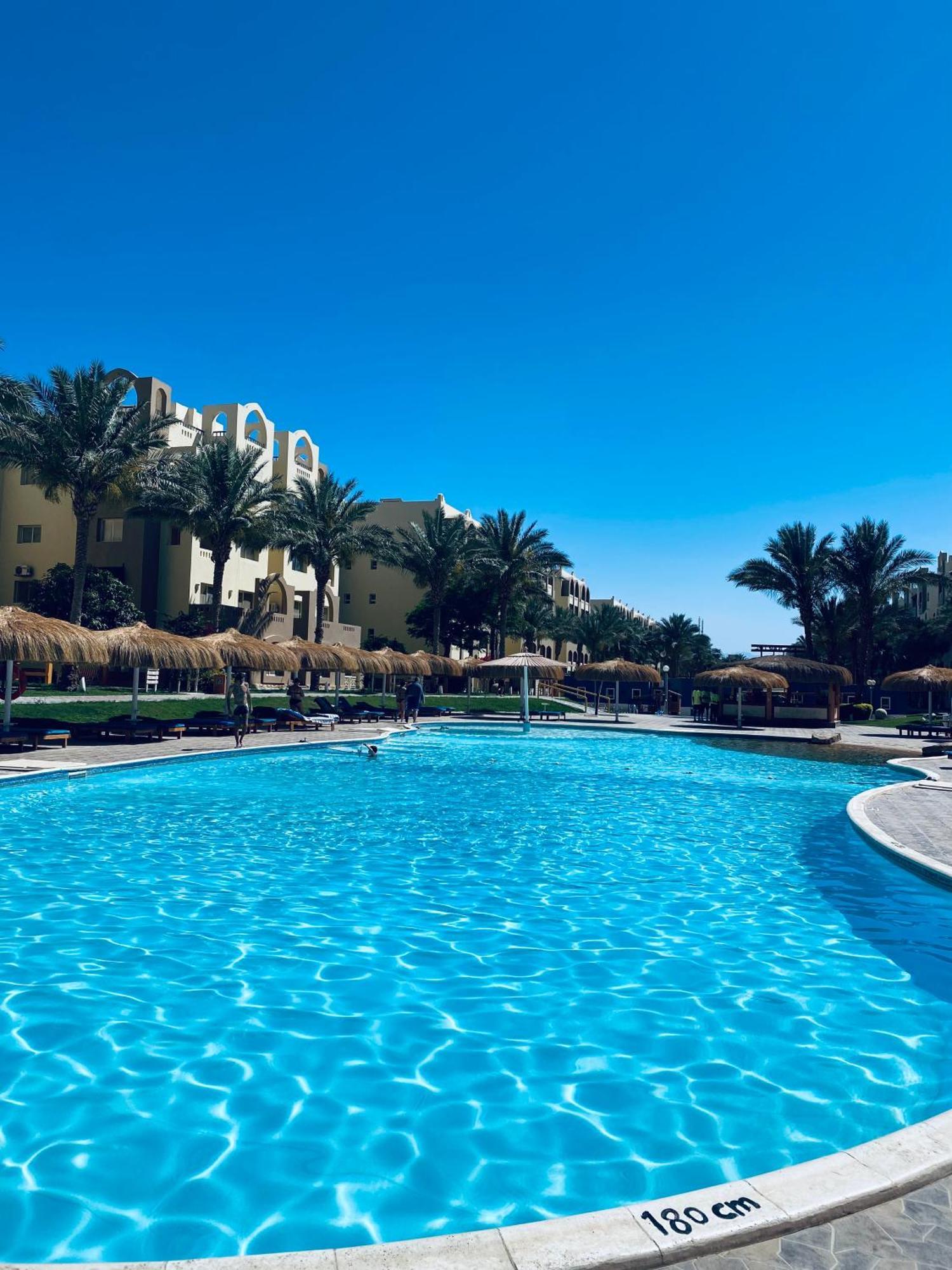 In El Karma Aqua Near El Gouna